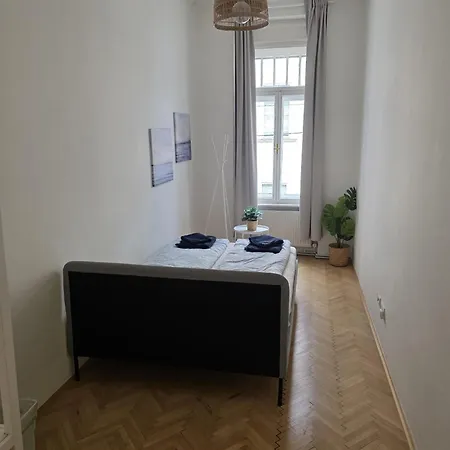 Mit Seeblick, 6 In Apartment