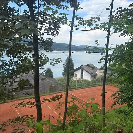 Mit Seeblick, 6 In *