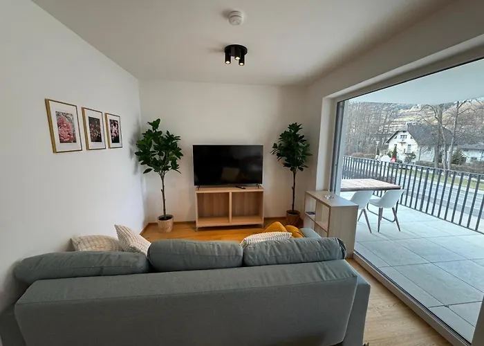 Apartman Mit Seeblick, 6 In Reifnitz