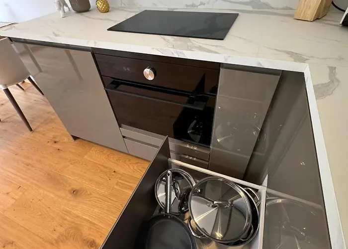 Mit Seeblick, 6 In Apartman